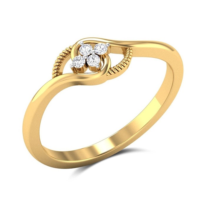 Vintage Diamond Engagement Ring 14 Kt Yellow Gold with 0.08 Ct Diamonds